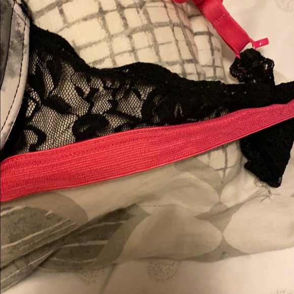 Bra - Picture 3 of 3